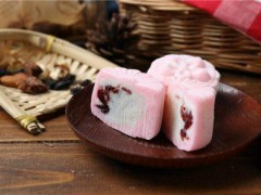 冰激凌月餅怎么做？冰激凌月餅商業(yè)配方工藝，冰激凌月餅制作技巧，冰激凌月餅做法：