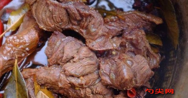 鹵牛肉